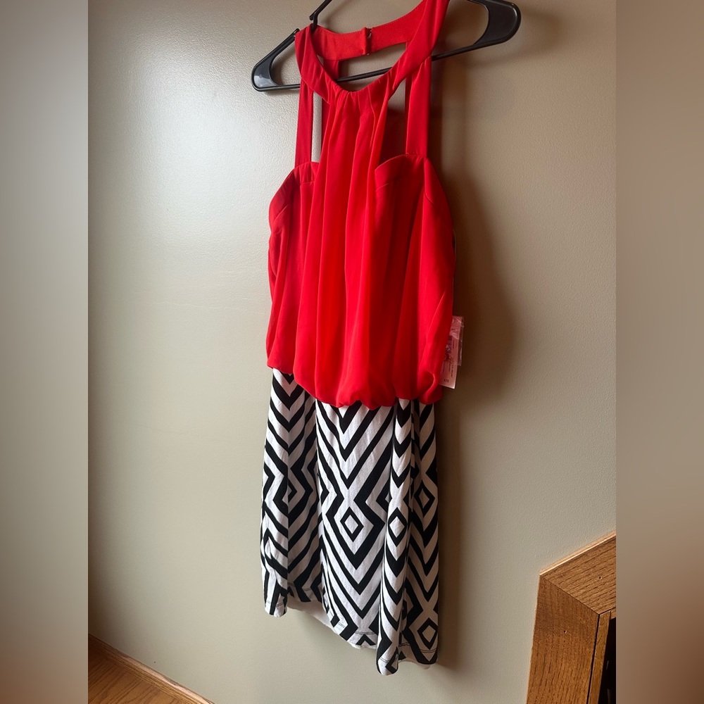 Bisou Bisou Black white and red dress. Size 12
